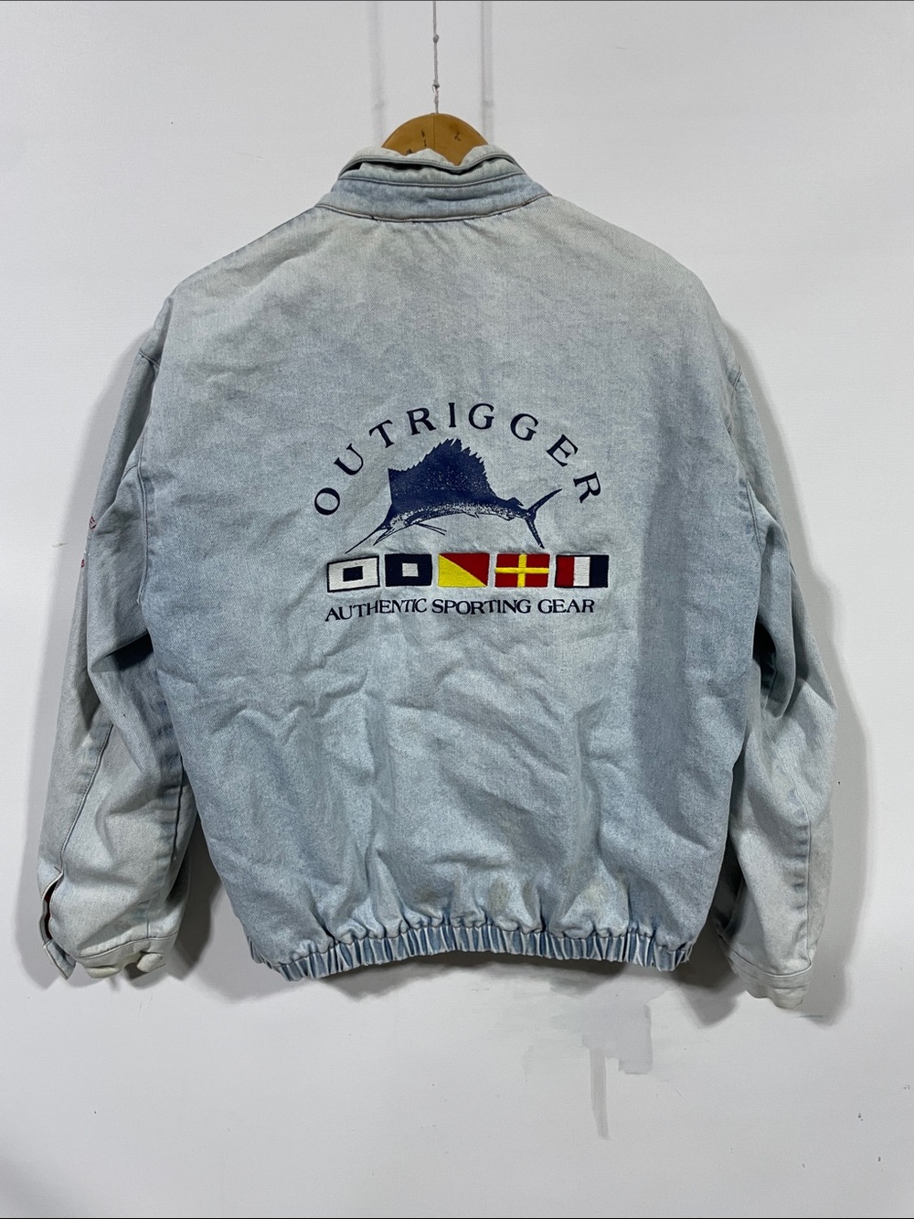 Vintage 1980s Marina Yachting Two-Tone Navy and Burgundy Bomber Jacket - Picture 4 of 7